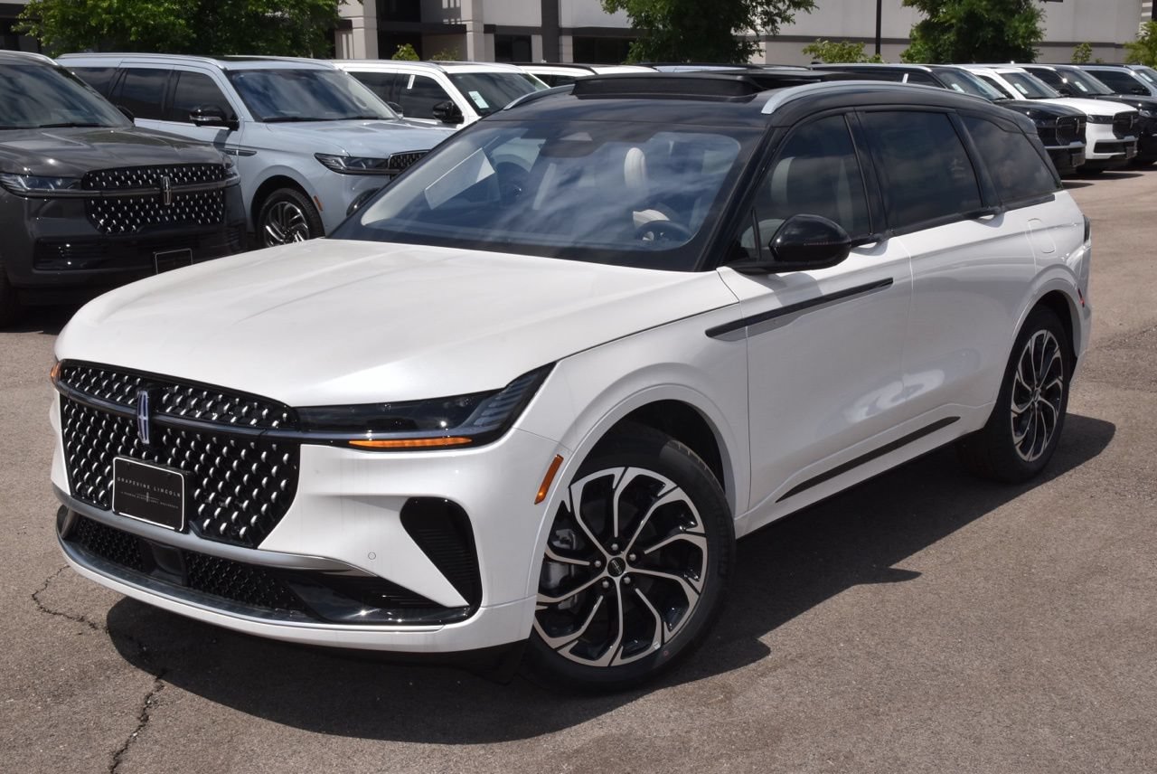 New 2026 Lincoln Nautilus Reserve AWD/4WD image 19