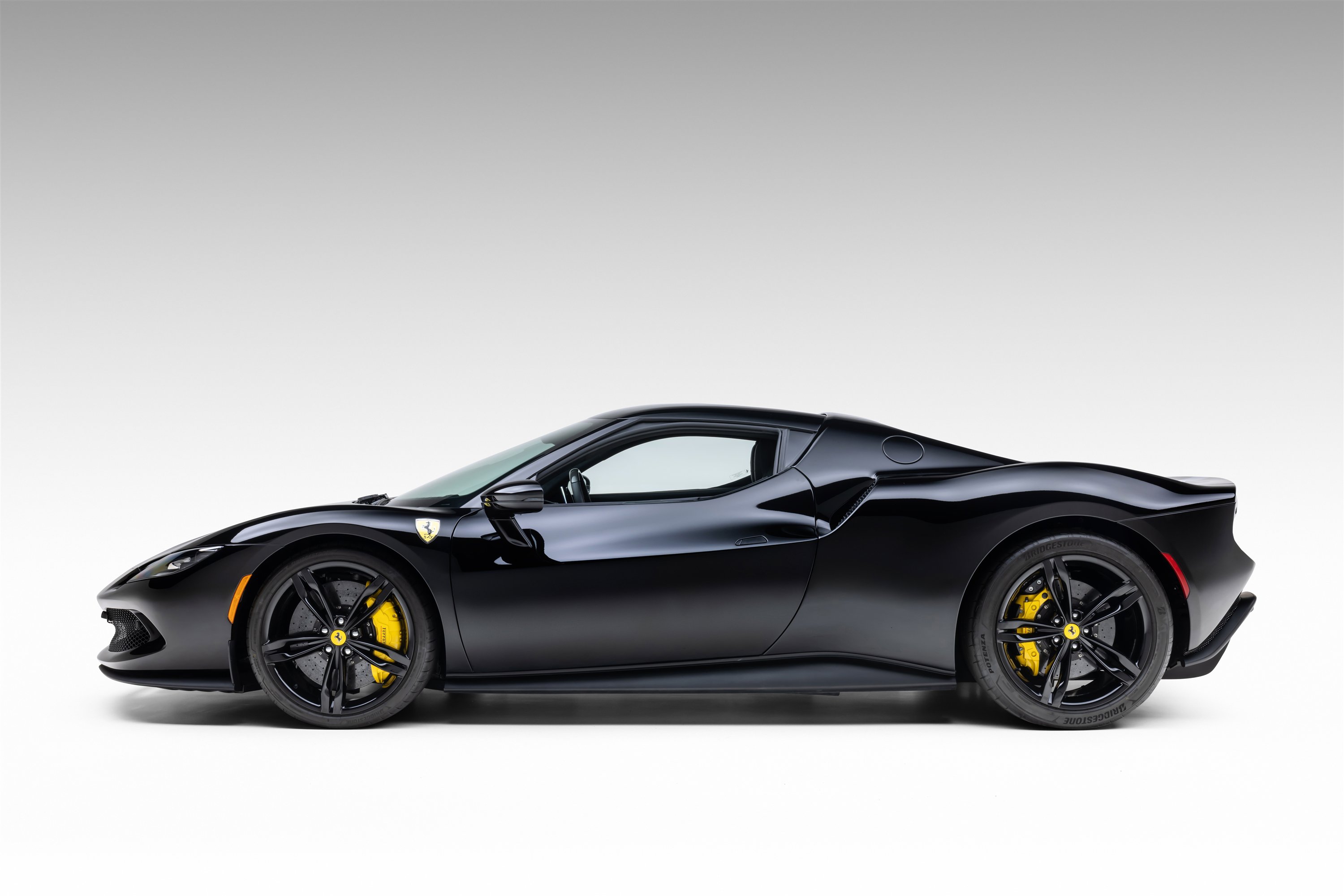 Certified 2025 Ferrari 296 GTB image 5