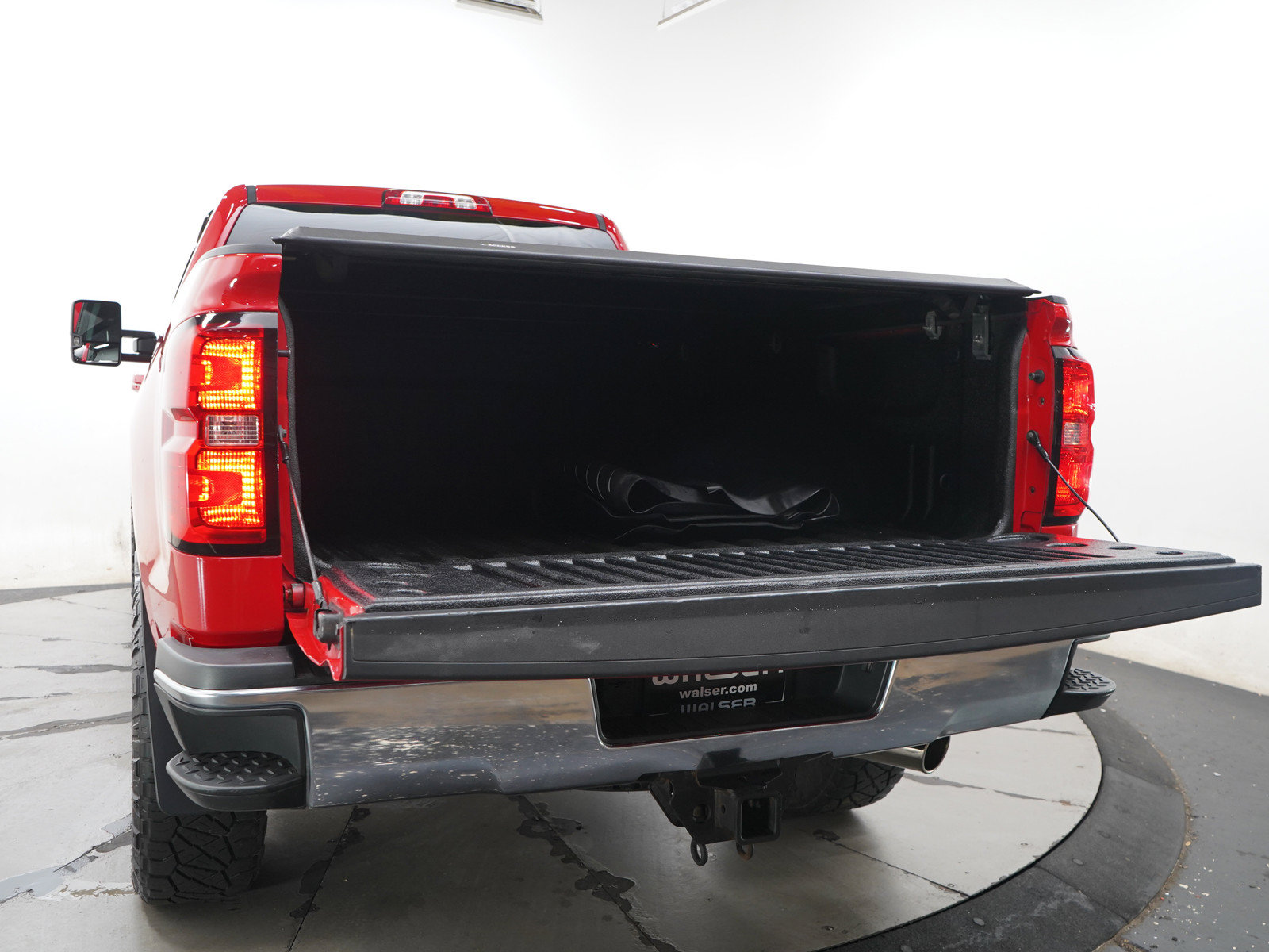 Used 2017 Chevrolet Silverado 2500 LT w/ LT Convenience Package AWD/4WD image 16