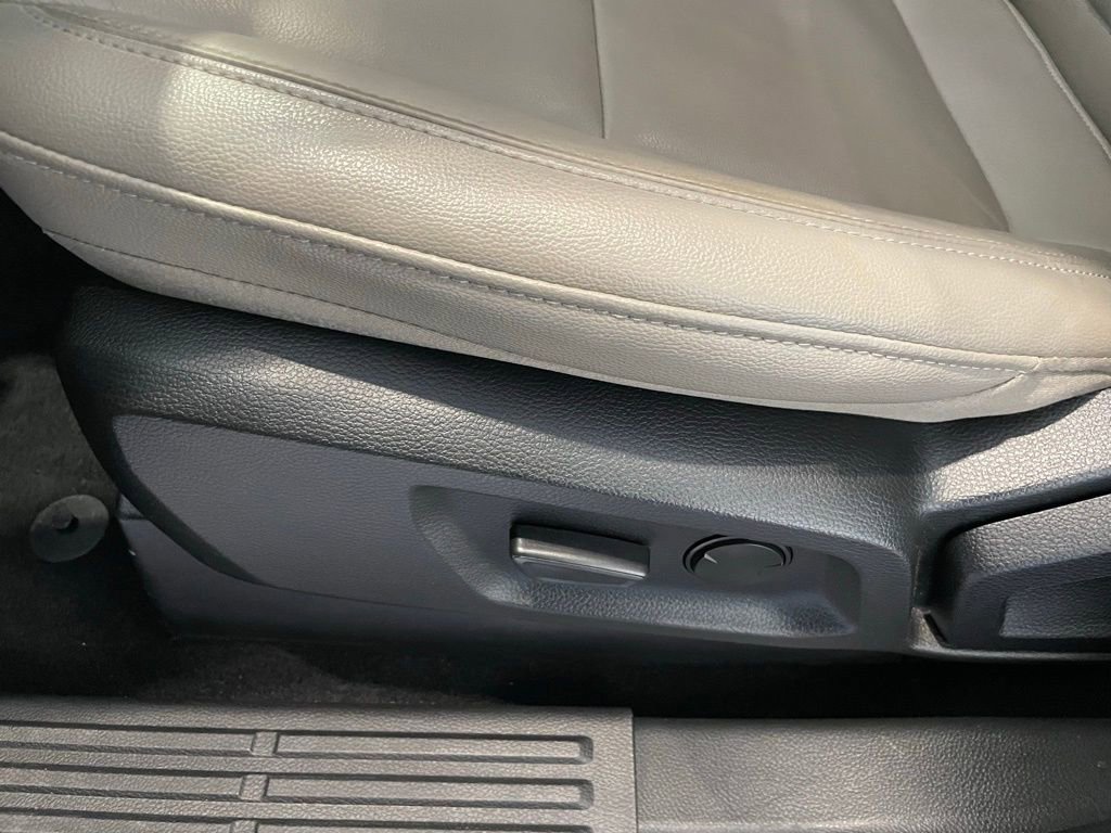 Used 2022 Ford Ranger Lariat w/ Equipment Group 501A High image 10