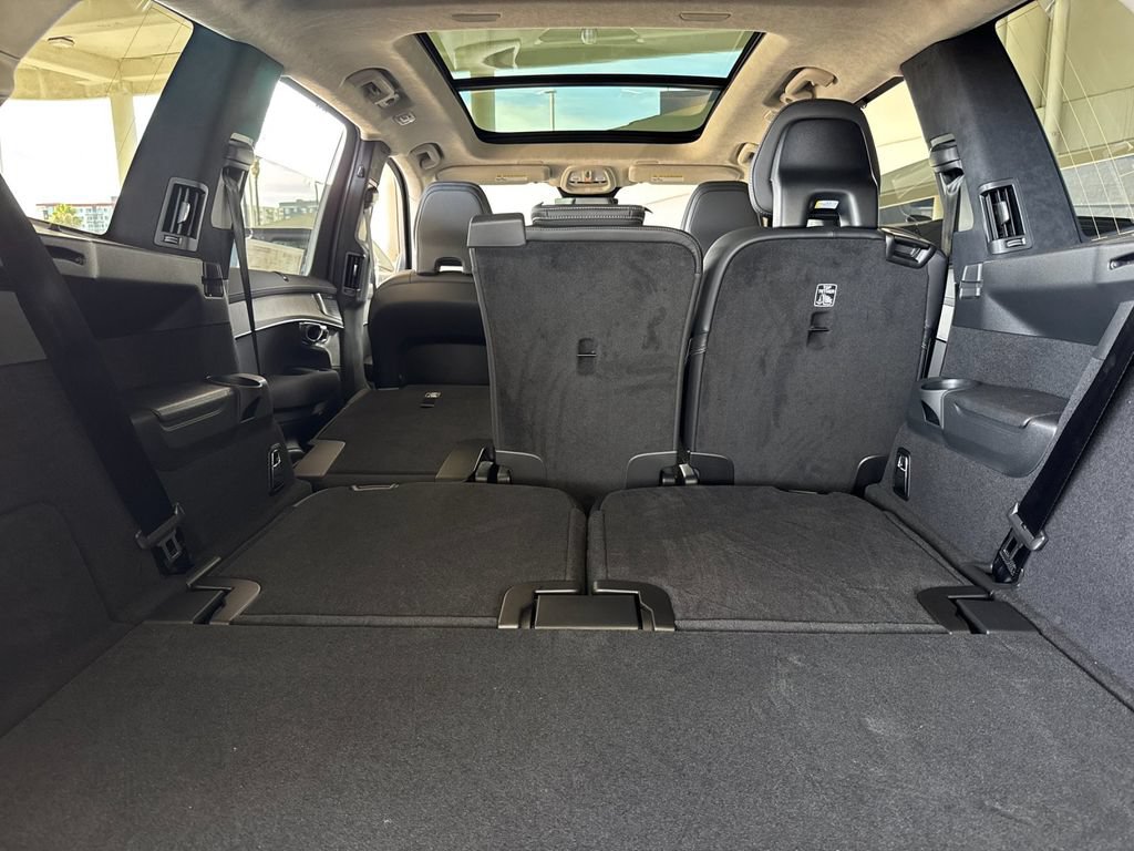 New 2026 Volvo XC90 T8 Ultra w/ Lounge Package AWD/4WD image 15
