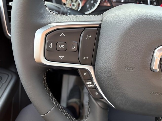 New 2026 RAM 1500 4x4 Crew Cab image 10