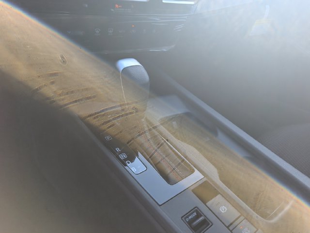 New 2027 Nissan Sentra SR w/ Floor Mat Package FWD image 19