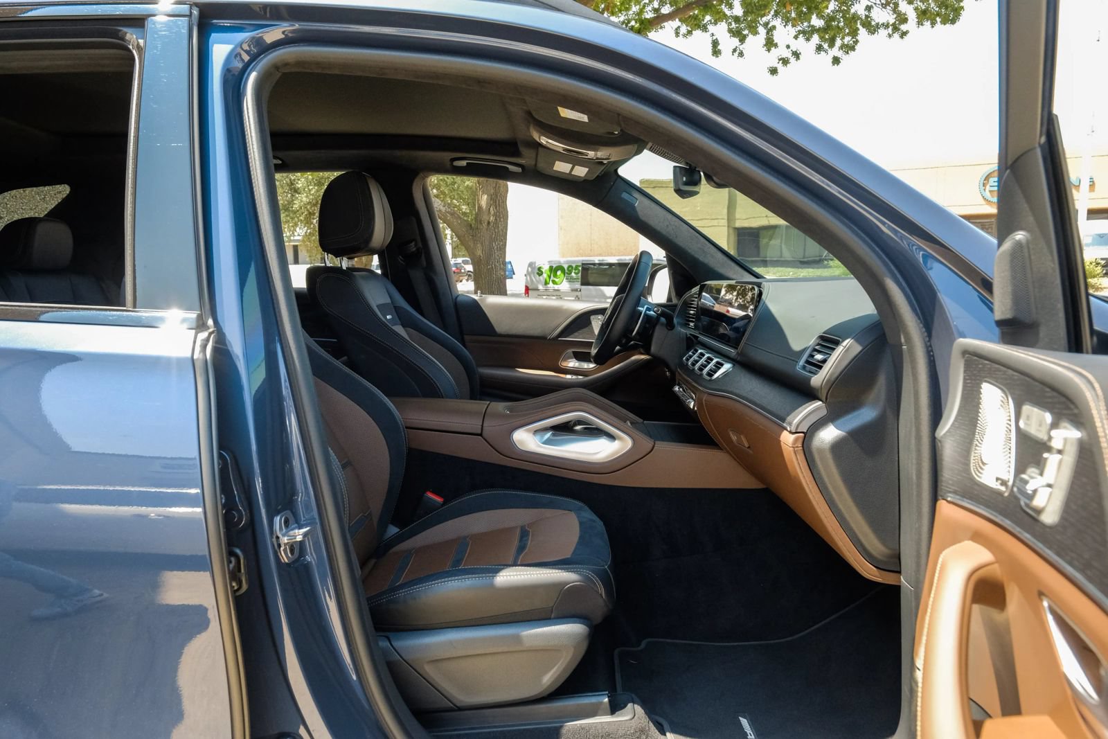 Used 2024 Mercedes-Benz GLE 63 AMG S image 42