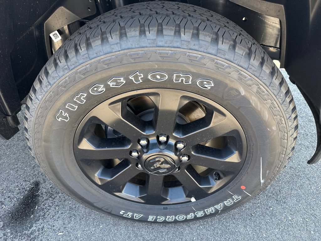 New 2026 RAM 2500 Laramie w/ Night Edition AWD/4WD image 32
