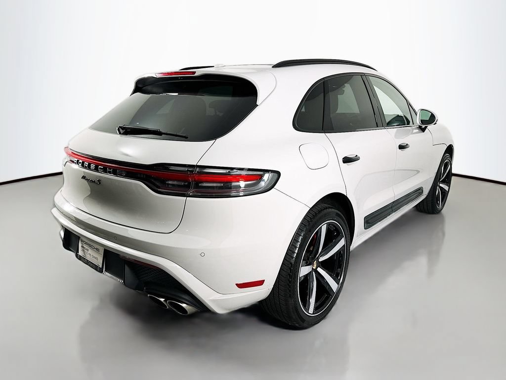 Certified 2022 Porsche Macan S AWD/4WD image 9