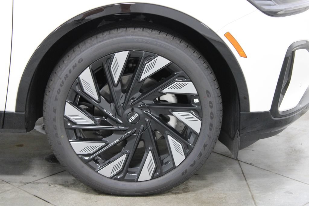 New 2026 Lincoln Nautilus Reserve AWD/4WD image 11