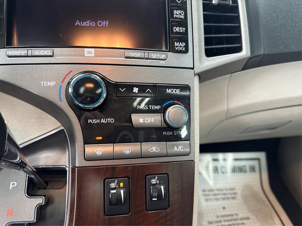 Used 2012 Toyota Venza Limited AWD/4WD image 32