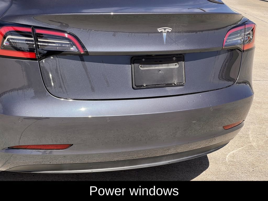 Used 2021 Tesla Model 3 Standard Range Plus image 7