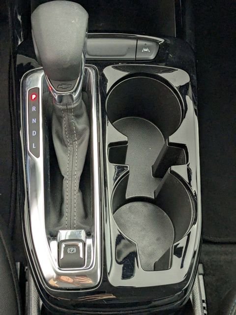 Used 2025 Chevrolet Trax LT w/ LT Convenience Package image 22