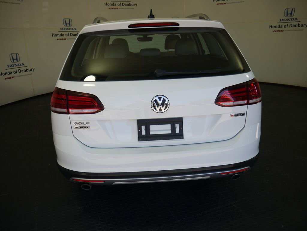 Used 2019 Volkswagen Golf Alltrack S AWD/4WD image 9
