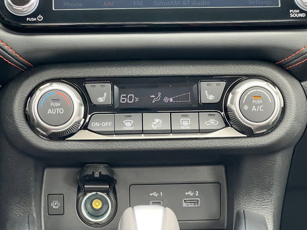 New 2025 Nissan Versa SR FWD image 4