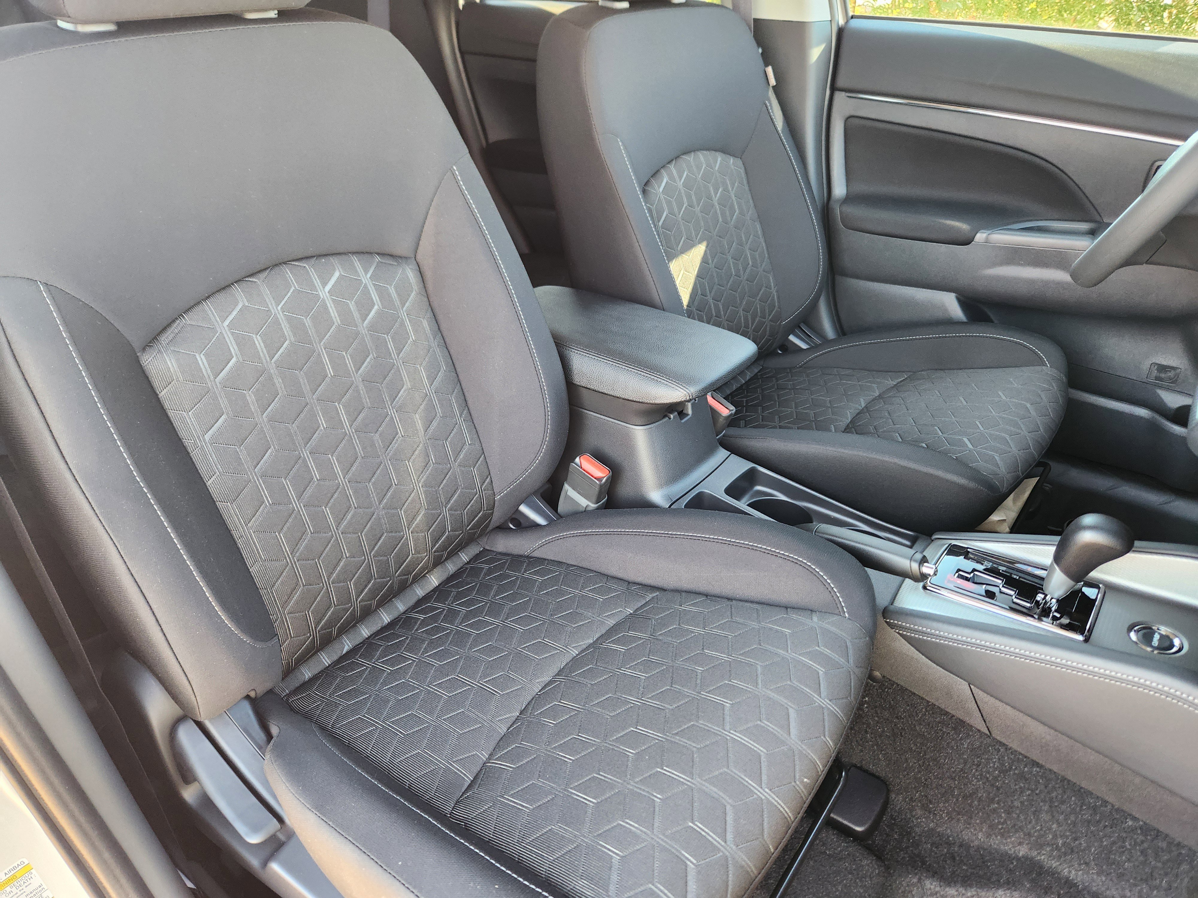 New 2025 Mitsubishi Outlander Sport ES image 9