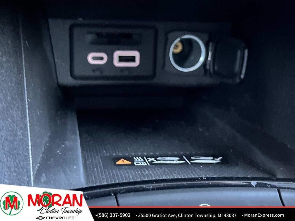 Certified 2023 Chevrolet Bolt LT w/ Infotainment Package FWD image 25