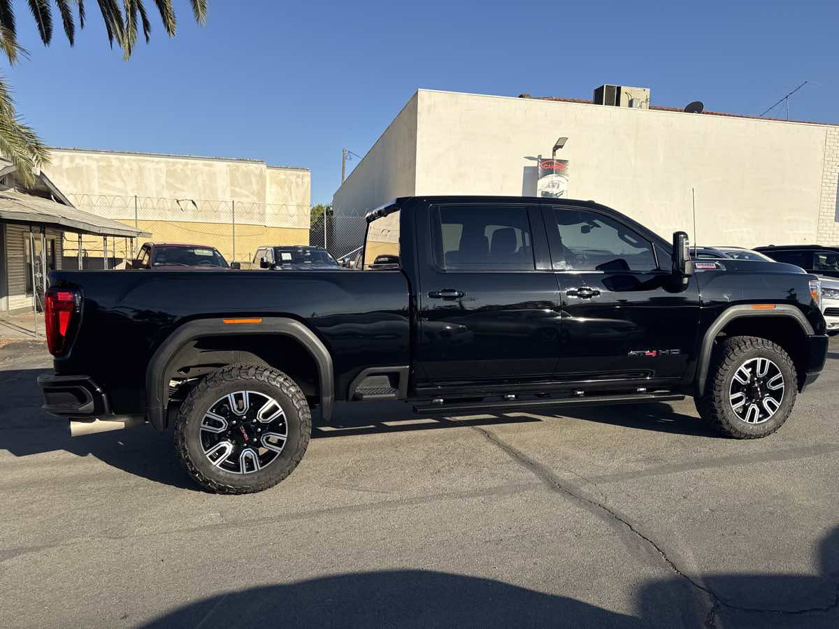 Used 2023 GMC Sierra 2500 AT4 w/ Gooseneck/5TH Wheel Package image 6