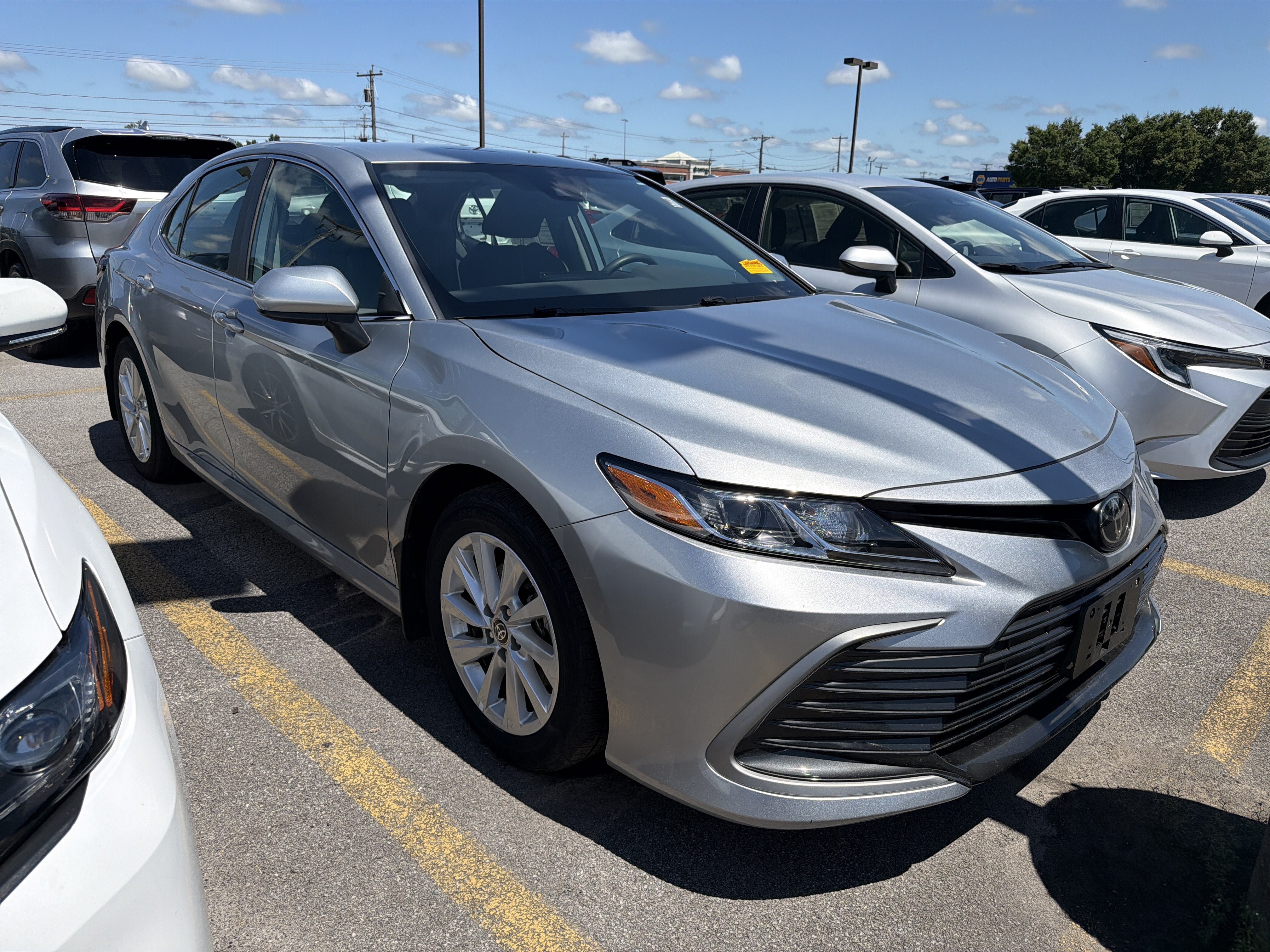 Used 2024 Toyota Camry LE FWD image 2