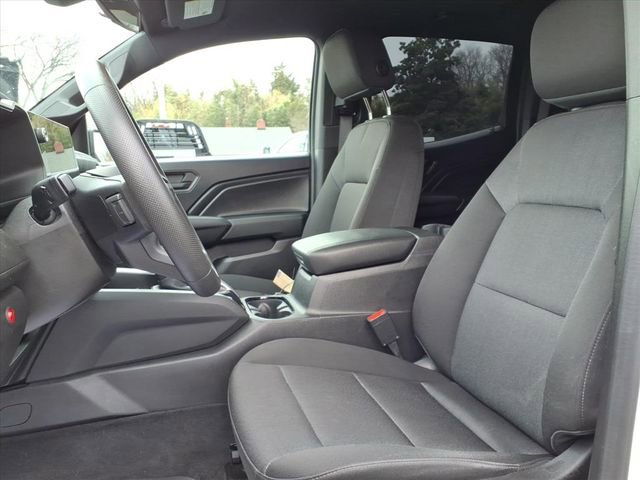 Used 2024 Chevrolet Colorado W/T w/ Advanced Trailering Package image 18