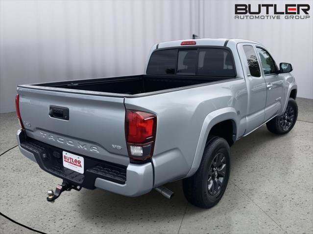 Certified 2023 Toyota Tacoma SR5 w/ Technology Package AWD/4WD image 5