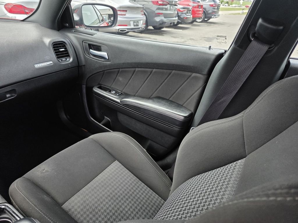 Used 2023 Dodge Charger GT w/ Blacktop Package RWD image 28