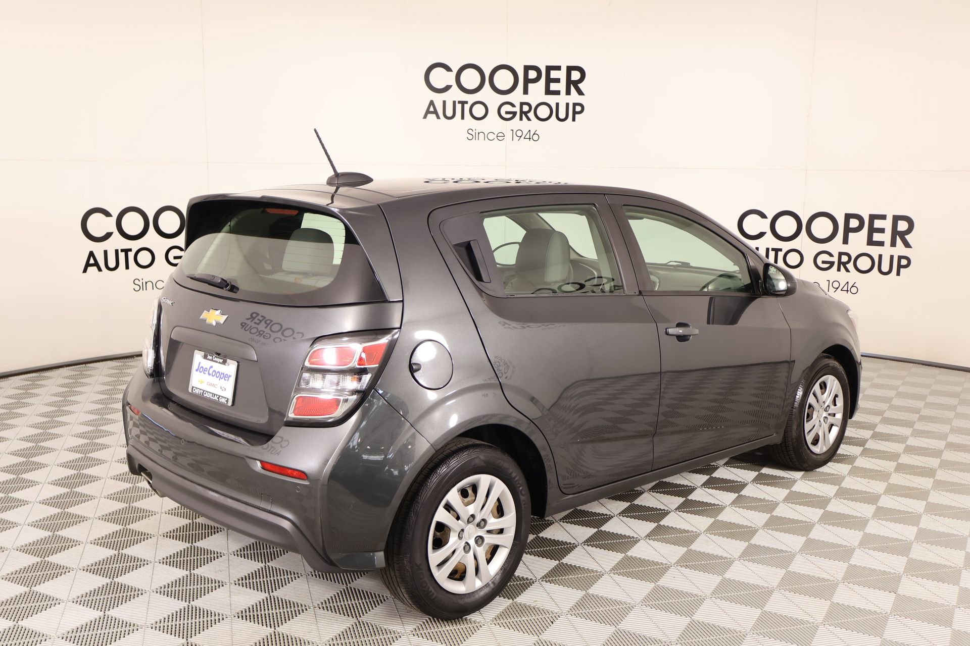 Used 2020 Chevrolet Sonic LT FWD image 19