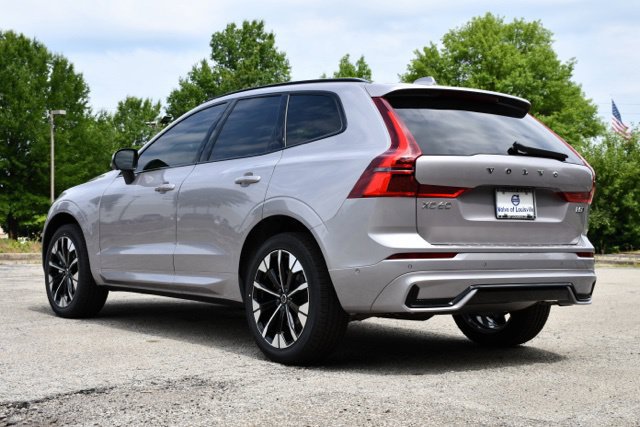 New 2026 Volvo XC60 B5 Plus w/ Climate Package AWD/4WD image 4