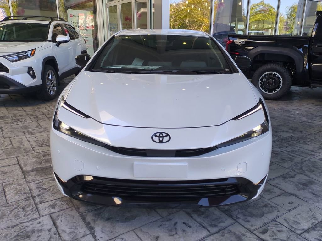 New 2026 Toyota Prius Plug-In Hybrid image 9