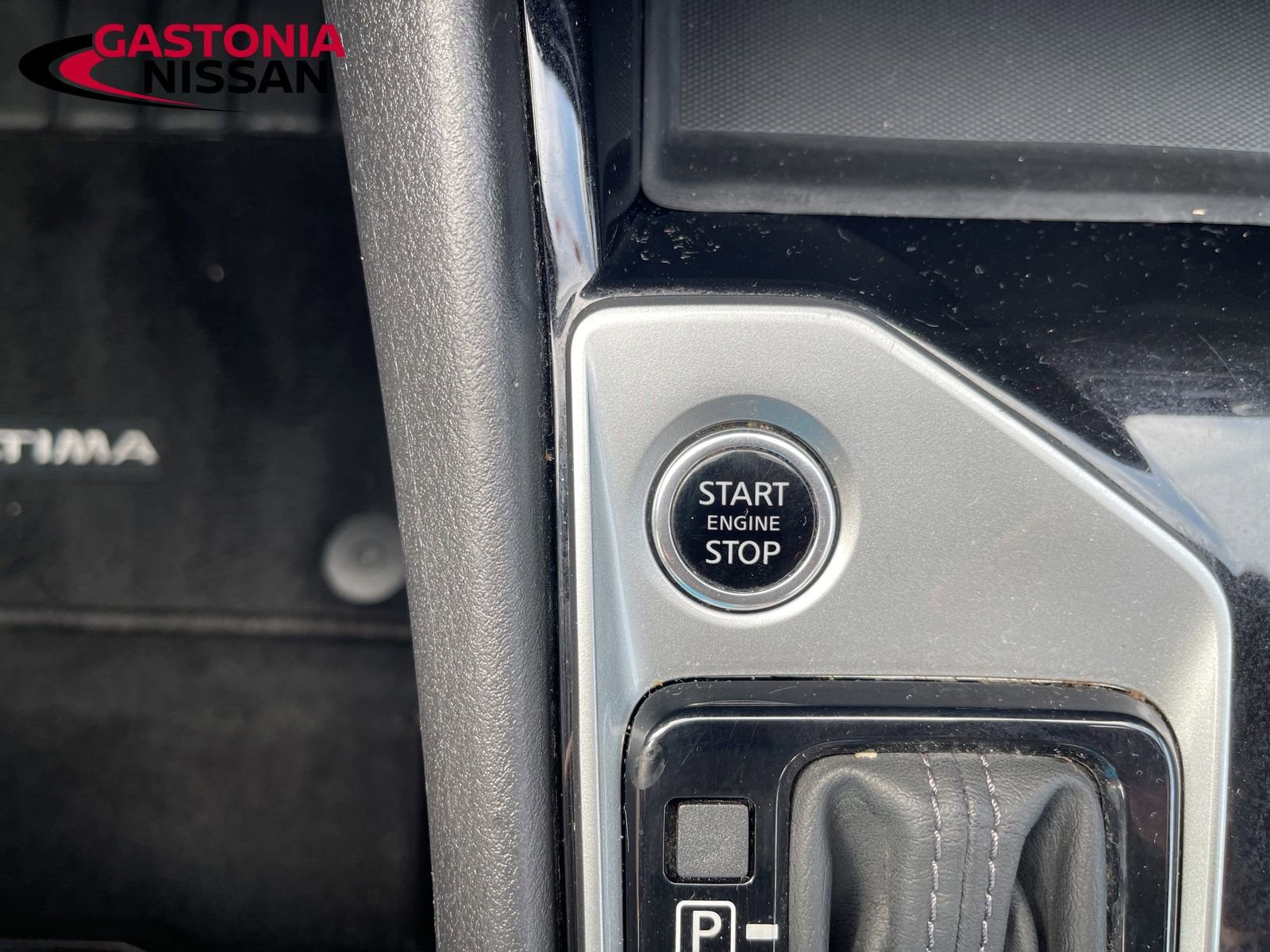 Used 2024 Nissan Altima 2.5 SV image 32