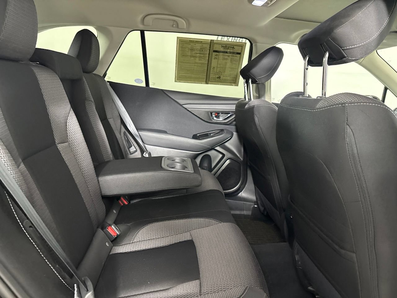 Used 2024 Subaru Outback Premium AWD/4WD image 30