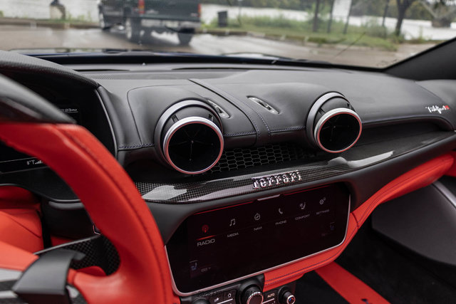 Used 2022 Ferrari Portofino M RWD image 47