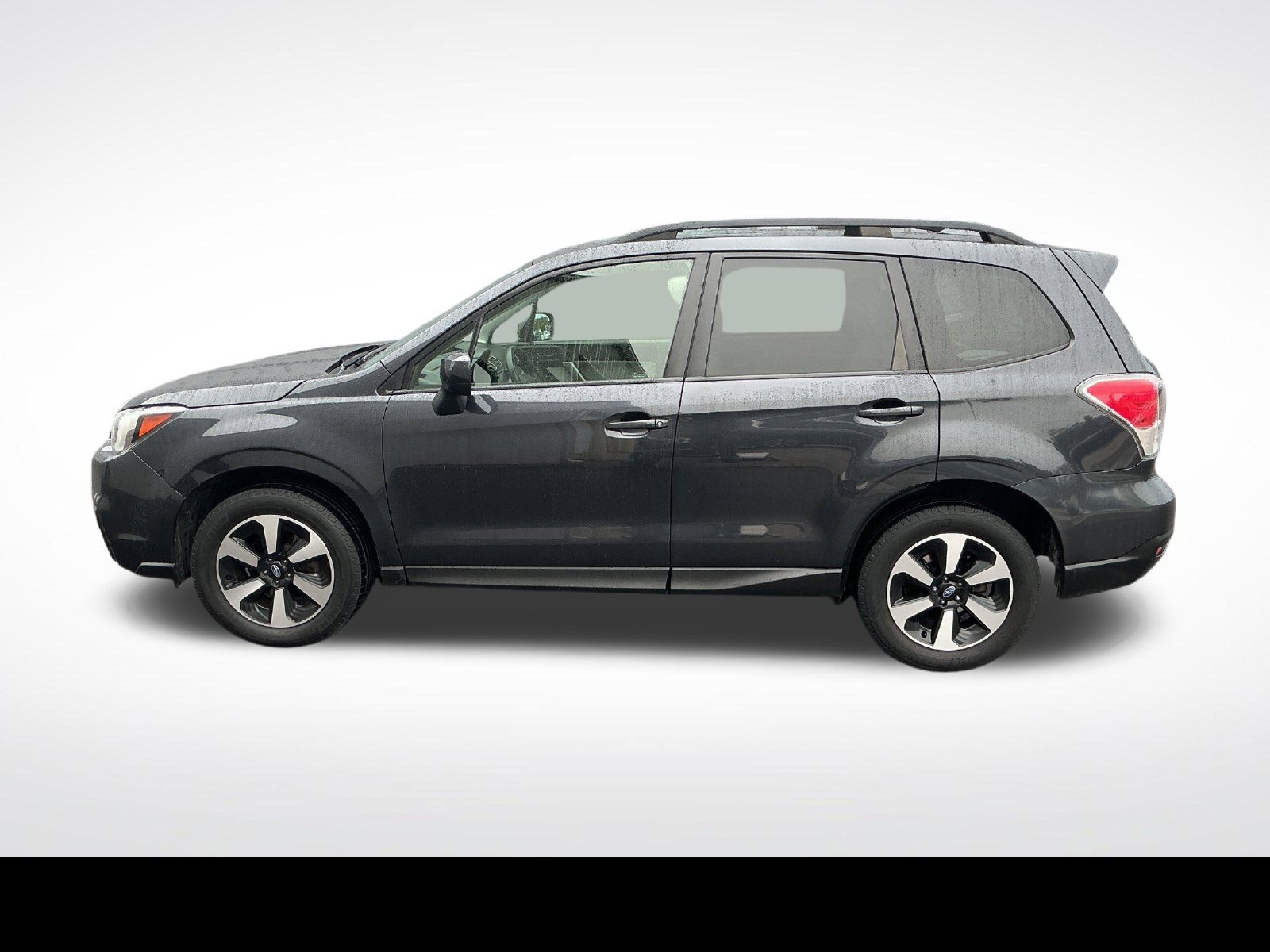 Used 2017 Subaru Forester 2.5i Premium w/ All-Weather Package AWD/4WD image 2