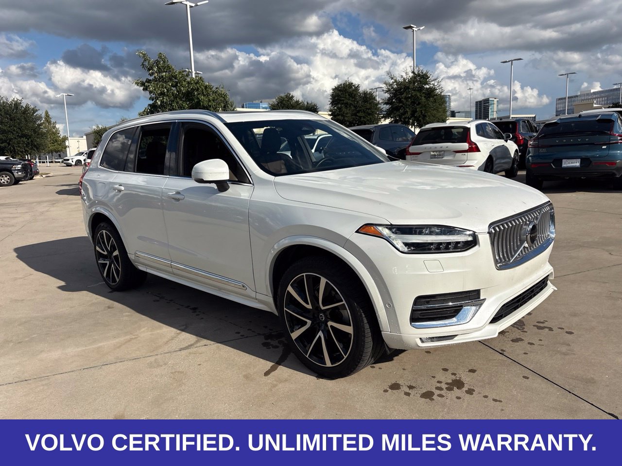Certified 2024 Volvo XC90 B5 Plus w/ Protection Package Premier AWD/4WD image 4