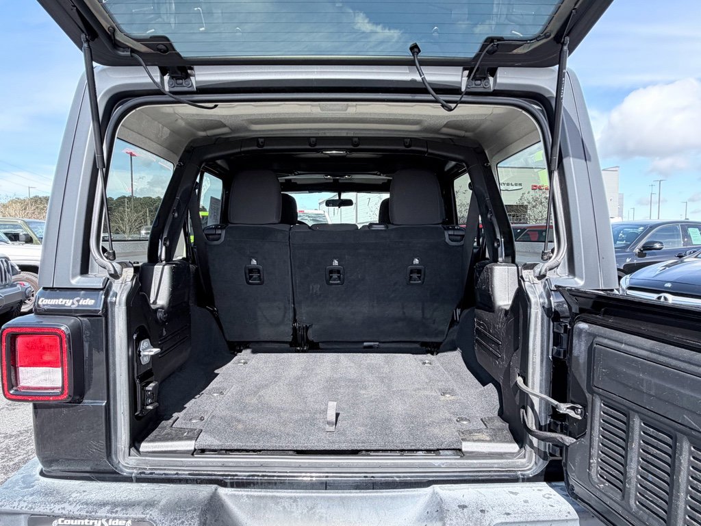 Used 2019 Jeep Wrangler Unlimited Sport S image 9