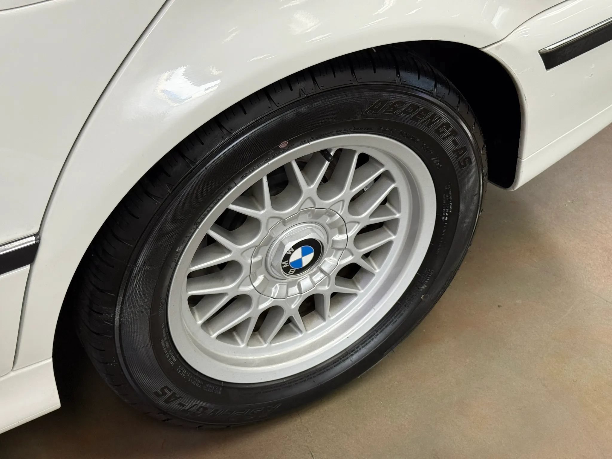 Used 2000 BMW 528i Sedan RWD image 30