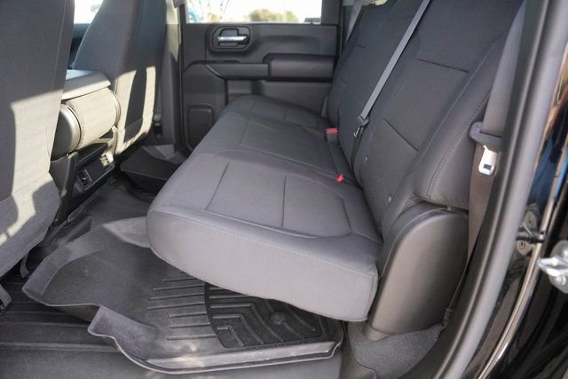 Used 2023 Chevrolet Silverado 2500 Custom w/ Custom Value Package image 12