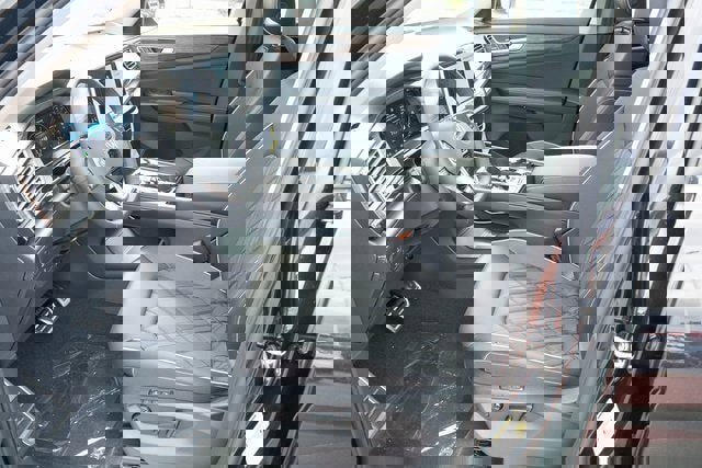 New 2026 Volkswagen Atlas SEL Premium R-Line image 17