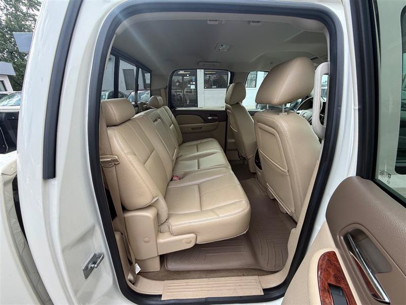Used 2013 GMC Sierra 1500 SLT w/ SLT White Diamond Edition AWD/4WD image 28