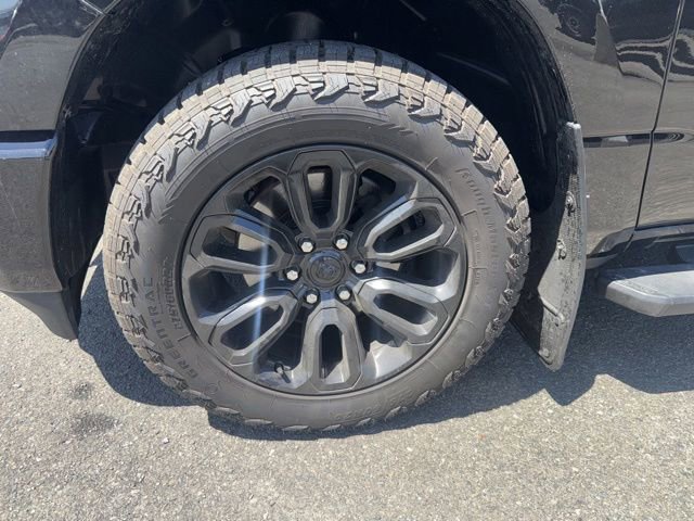 Used 2019 RAM 1500 Sport w/ Level 2 Equipment Group AWD/4WD image 9