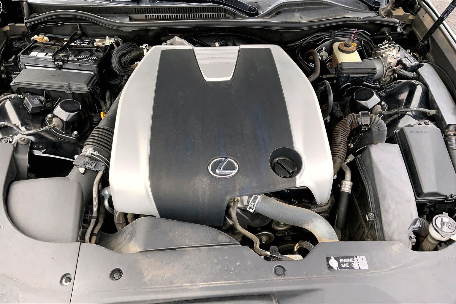 Used 2015 Lexus RC 350 w/ F Sport w/Summer Tires RWD image 32