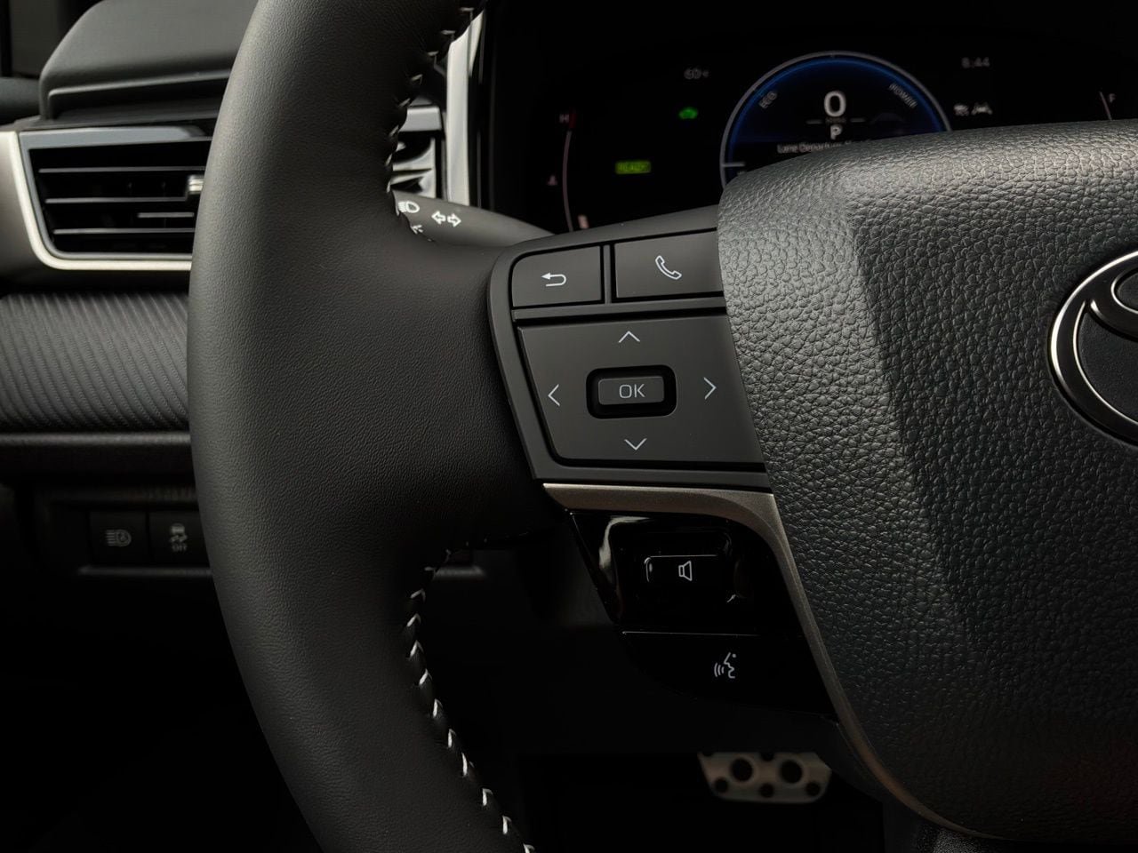 New 2026 Toyota Camry SE image 31