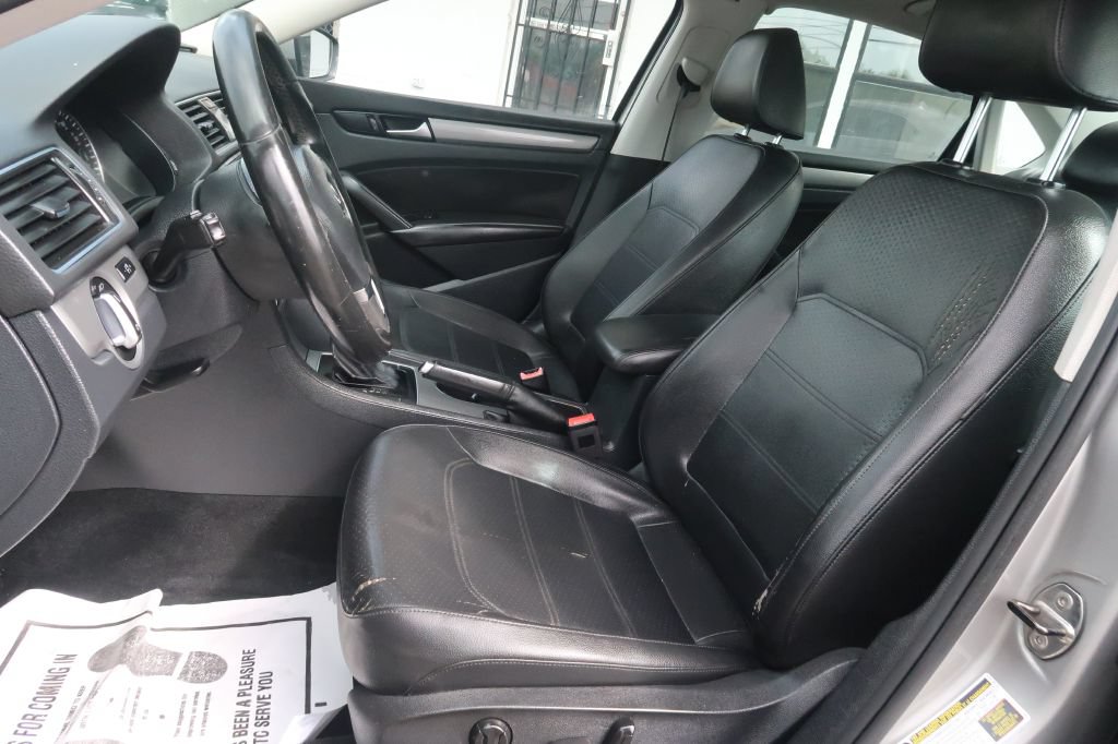 Used 2014 Volkswagen Passat 2.5 SE FWD image 5