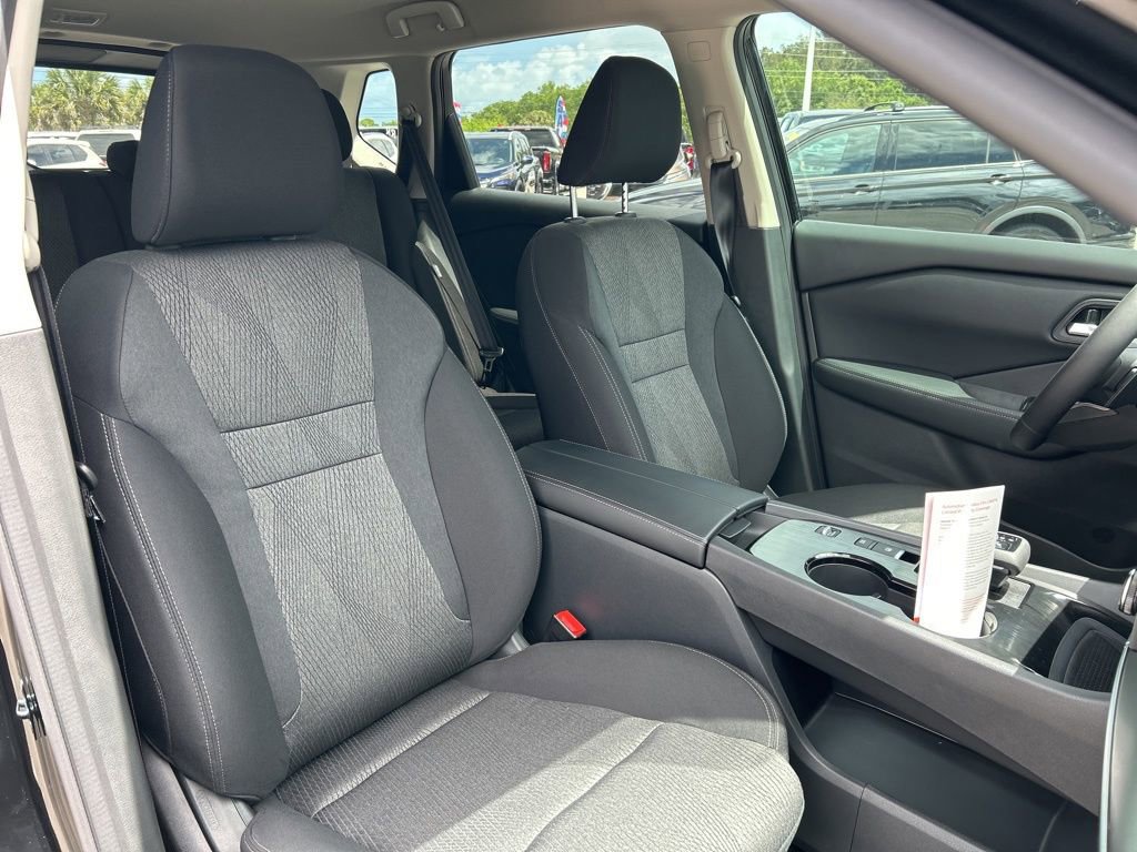 New 2026 Nissan Rogue SV image 43