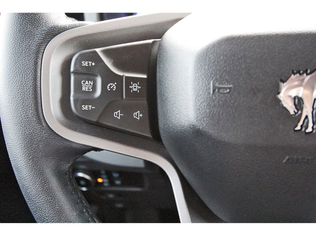 Used 2024 Ford Bronco Black Diamond image 17