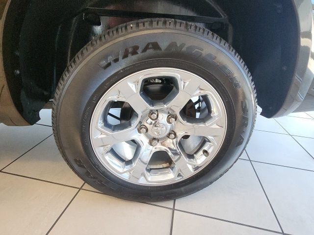 Used 2014 RAM 1500 Laramie w/ Convenience Group AWD/4WD image 9