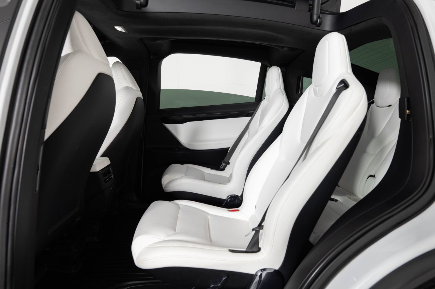 Used 2020 Tesla Model X Long Range image 19