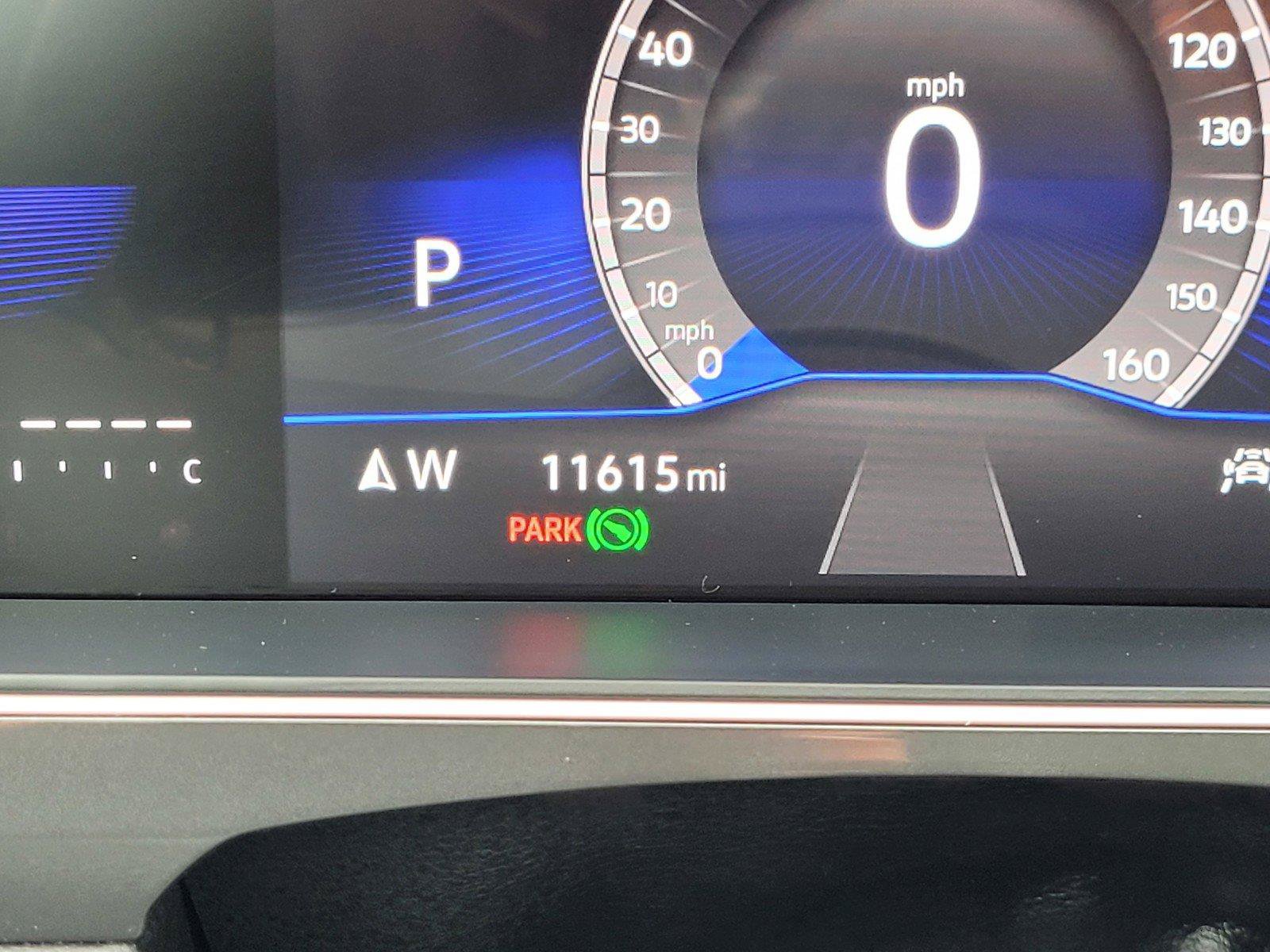Certified 2024 Volkswagen Tiguan SE AWD/4WD image 32