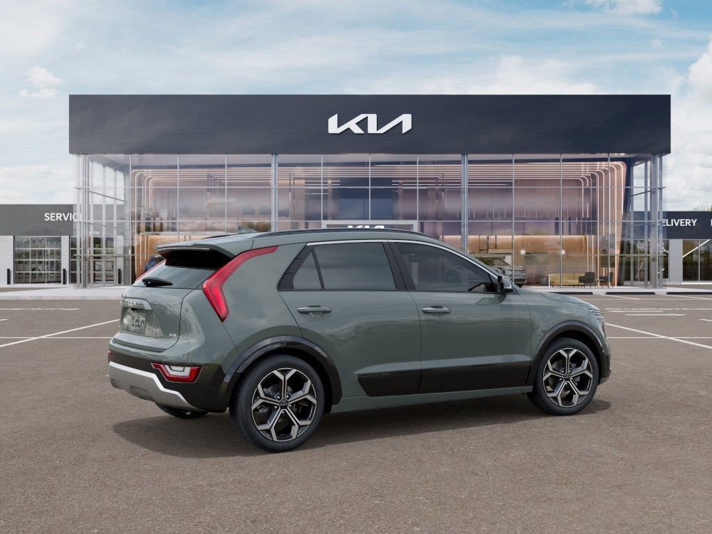 New 2025 Kia Niro SX Touring image 5