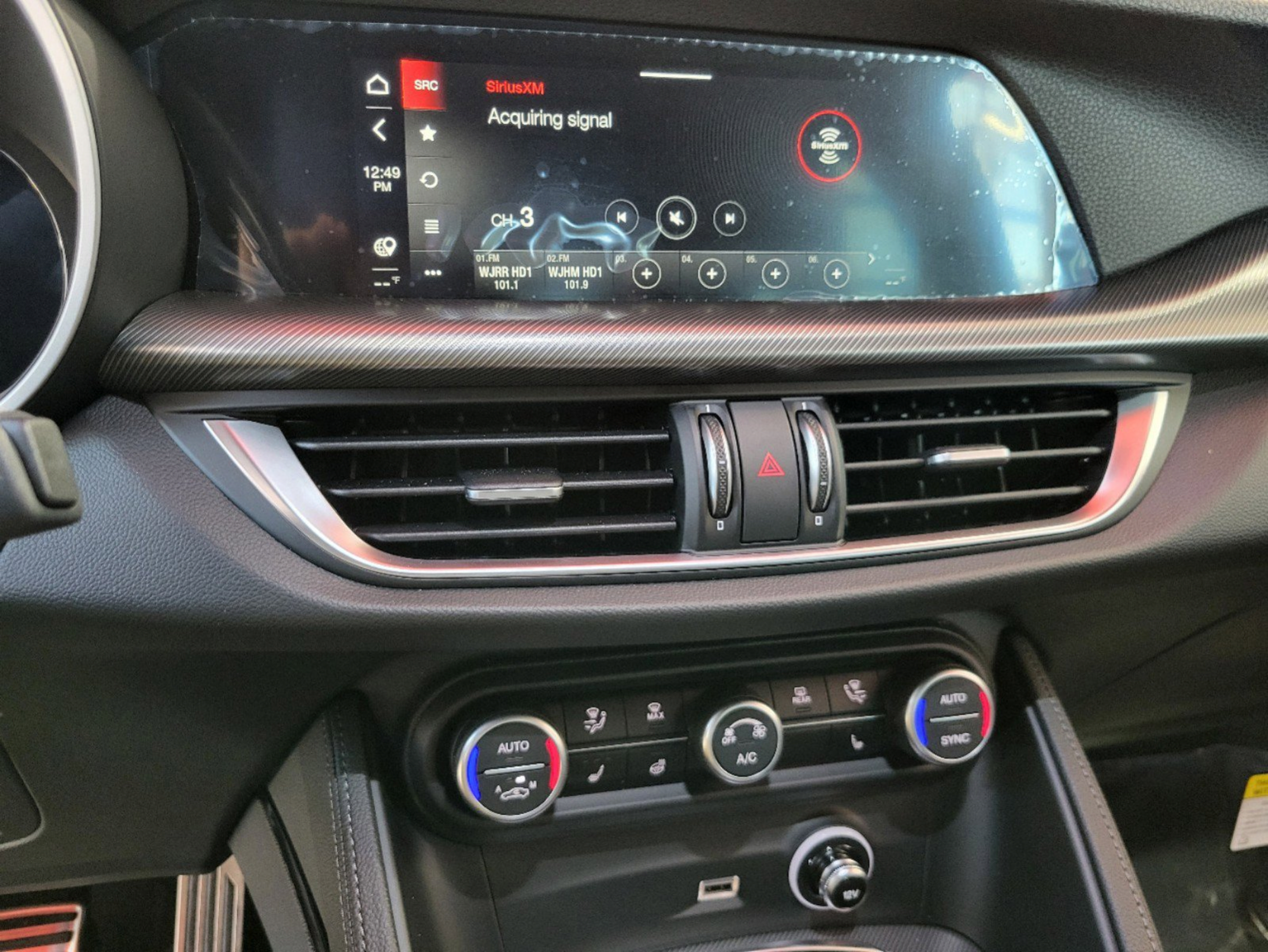 New 2025 Alfa Romeo Stelvio Sprint AWD/4WD image 33