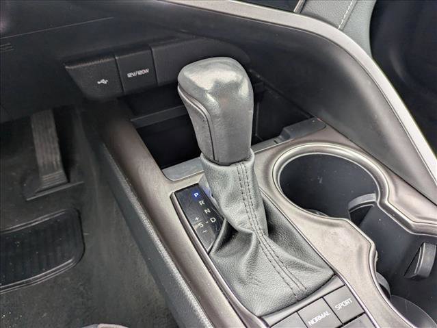 Used 2024 Toyota Camry SE image 12