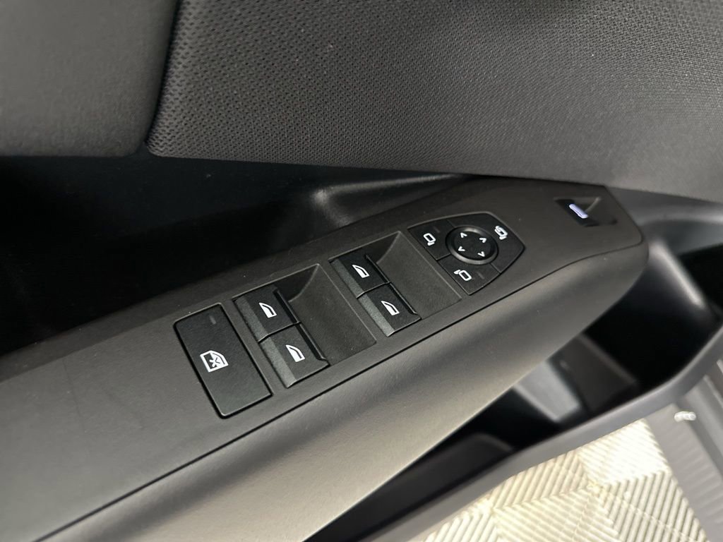 Used 2025 BMW X3 xDrive30i w/ Premium Package image 8