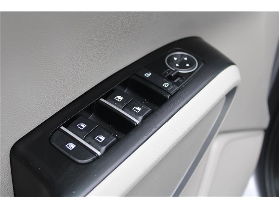 Used 2022 Kia Soul LX image 13